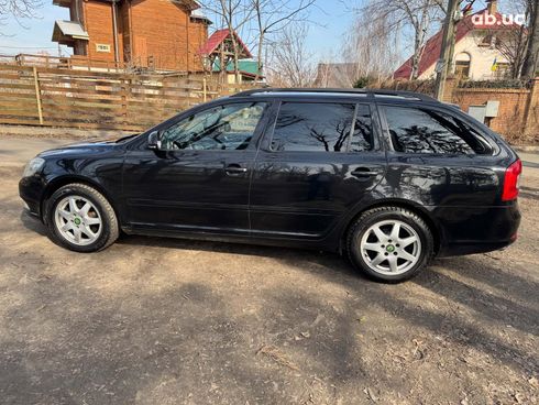 Skoda Octavia 2009 черный - фото 8