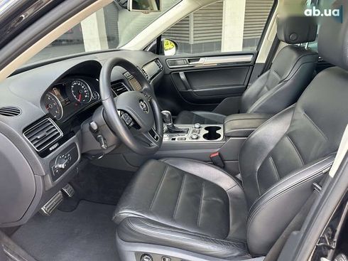 Volkswagen Touareg 2015 - фото 12