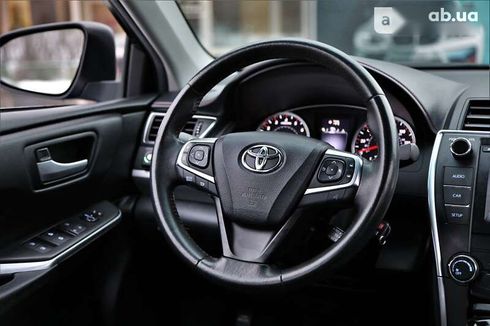 Toyota Camry 2014 - фото 14