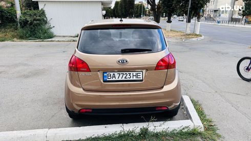 Kia Venga 2012 бежевый - фото 10