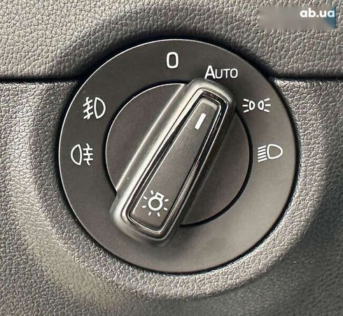 Skoda Octavia 2017 - фото 8