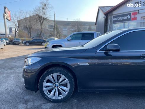 BMW 5 серия 2014 серый - фото 5