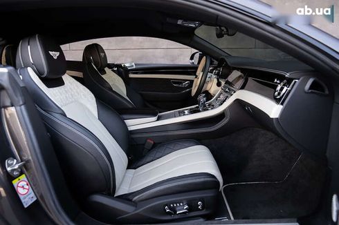 Bentley Continental GT 2018 - фото 29