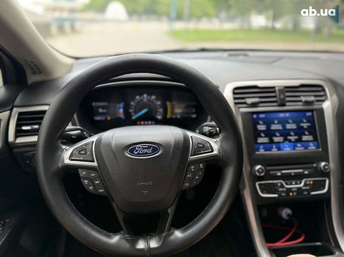 Ford Fusion 2018 - фото 27