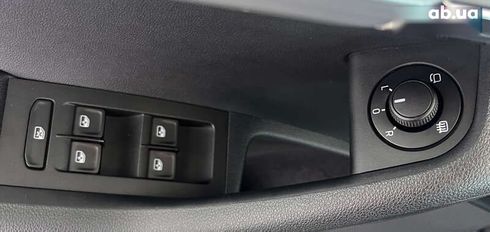 Skoda Octavia 2019 - фото 6