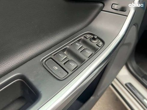 Volvo S60 2015 - фото 16