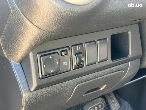 Nissan Note 2007 серый - фото 20