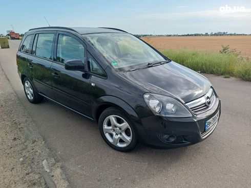 Opel Zafira 2011 черный - фото 2
