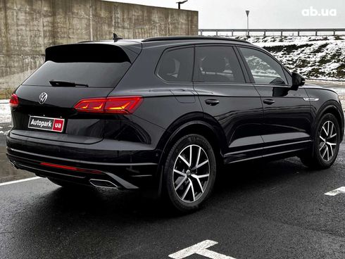 Volkswagen Touareg 2021 черный - фото 87