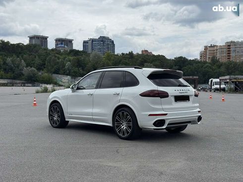 Porsche Cayenne 2015 - фото 4