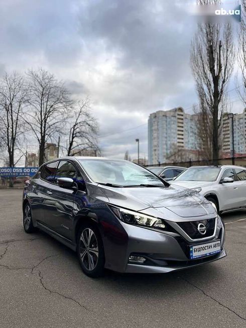 Nissan Leaf 2019 - фото 2