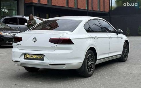 Volkswagen Passat 2016 - фото 6
