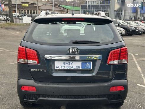 Kia Sorento 2010 - фото 6