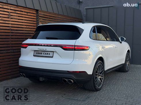 Porsche Cayenne 2018 - фото 11