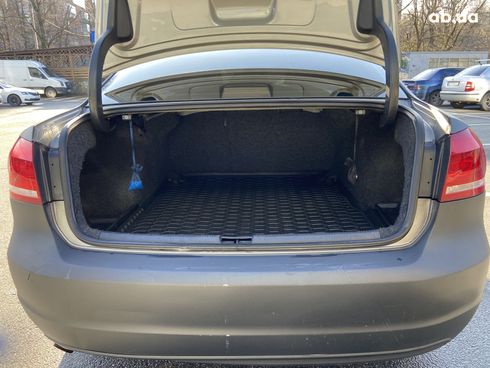 Volkswagen Passat 2014 серый - фото 6