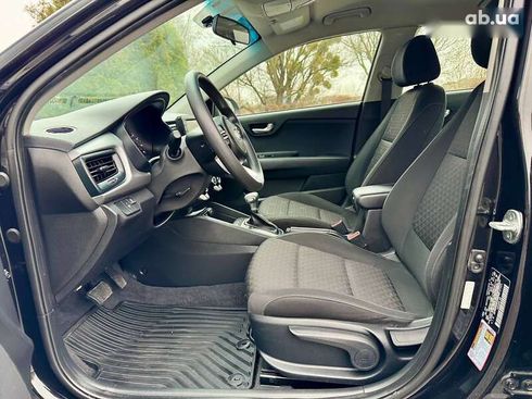 Kia Rio 2020 - фото 13