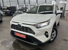 Продажа б/у Toyota RAV4 2019 года - купить на Автобазаре