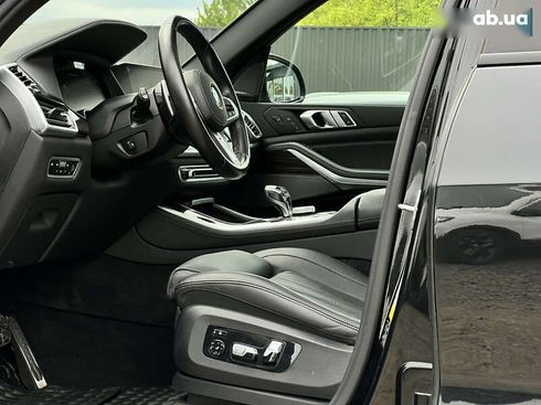 BMW X5 2021 - фото 30