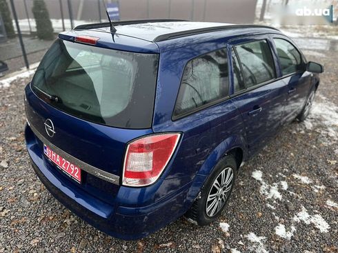 Opel Astra 2006 - фото 17