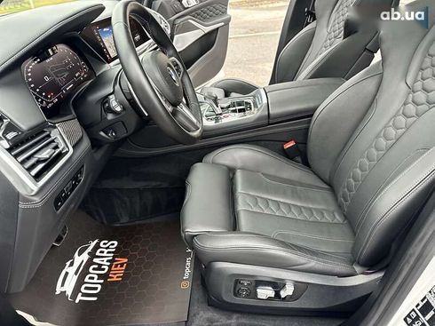 BMW X5 M 2022 - фото 29