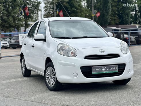 Nissan Micra 2013 белый - фото 8