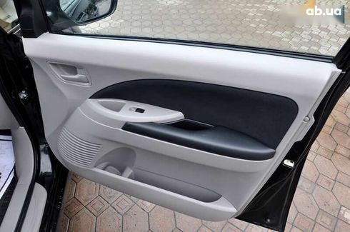 Mitsubishi Grandis 2008 - фото 26