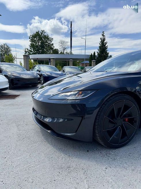 Tesla Model 3 2024 - фото 9