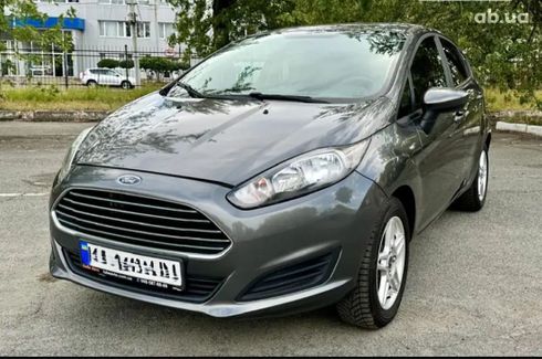 Ford Fiesta 2018 серый - фото 6