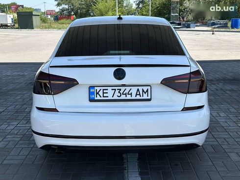 Volkswagen Passat 2018 - фото 7