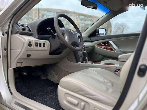 Toyota Camry 2007 - фото 13