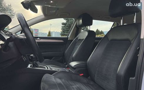 Volkswagen Passat 2016 - фото 13