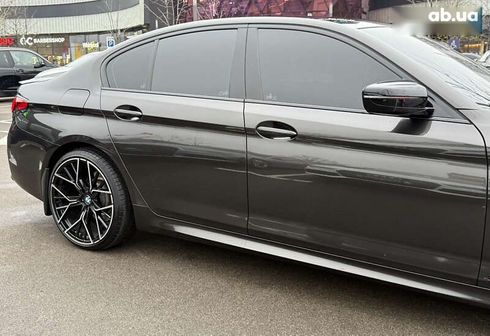 BMW 5 серия 2018 - фото 23