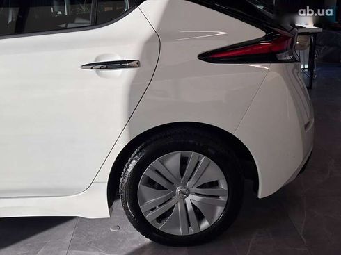 Nissan Leaf 2021 - фото 12