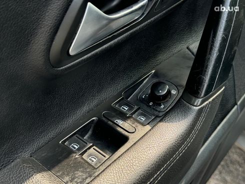 Volkswagen Passat CC 2009 коричневый - фото 18