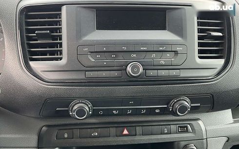 Opel Vivaro 2019 - фото 10