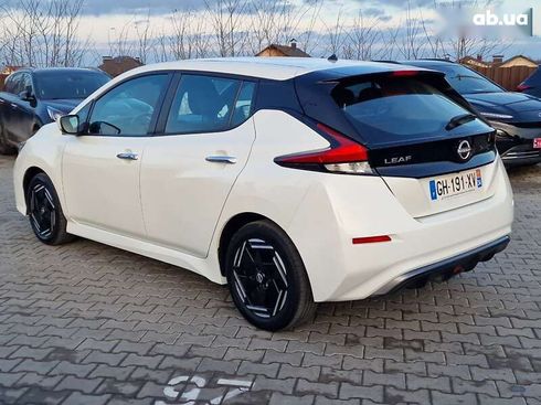 Nissan Leaf 2022 - фото 16