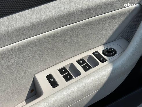 Hyundai Sonata 2014 серый - фото 15