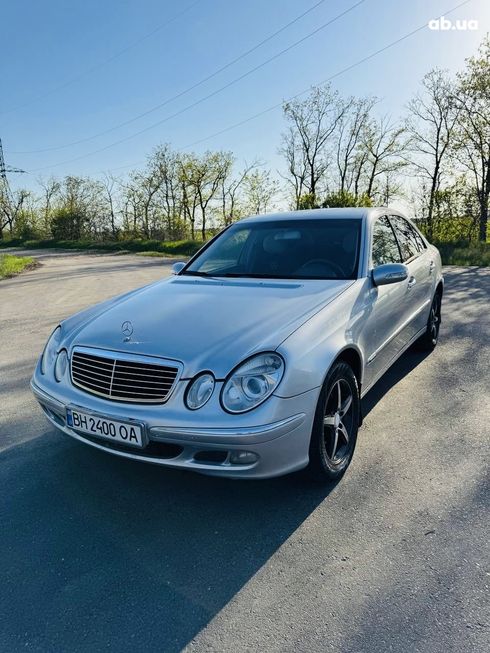 Mercedes-Benz E-Класс 2003 серый - фото 5
