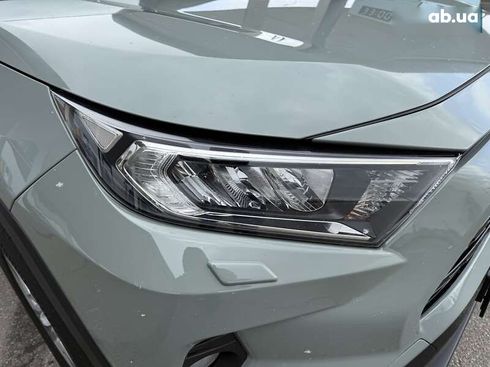 Toyota RAV4 2019 - фото 9