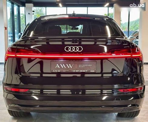 Audi E-Tron 2021 - фото 13