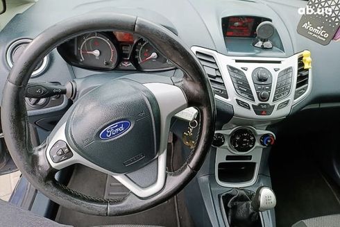 Ford Fiesta 2011 синий - фото 11