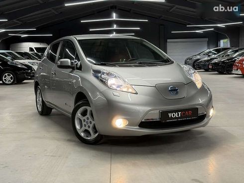 Nissan Leaf 2013 - фото 2