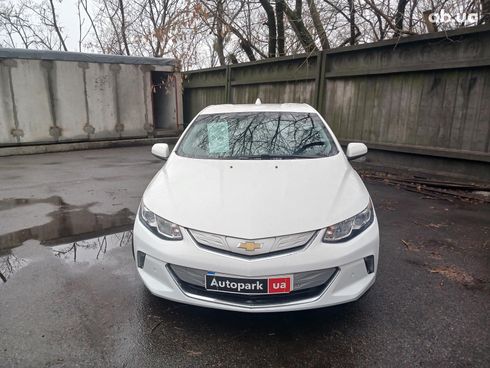 Chevrolet Volt 2017 белый - фото 2