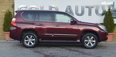 Lexus GX 2012 - фото 15