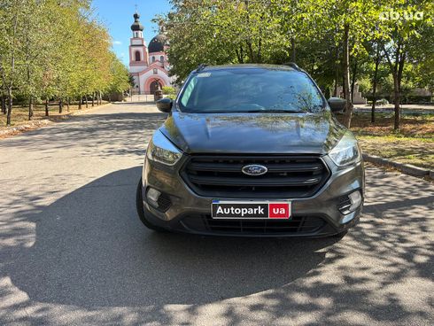 Ford Escape 2018 серый - фото 8