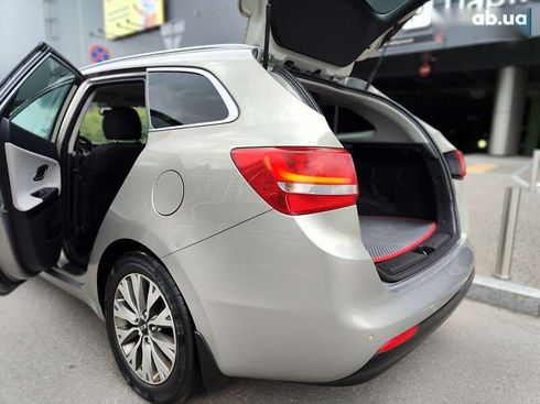 Kia Cee'd 2016 - фото 13