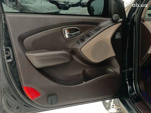 Hyundai ix35 2011 черный - фото 18