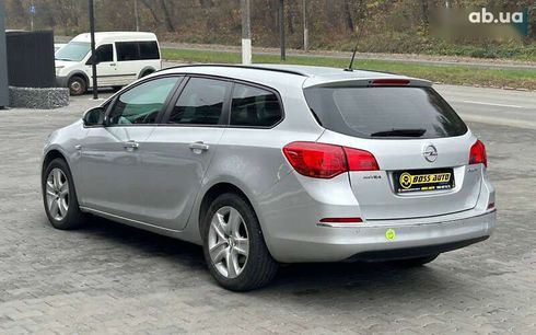 Opel Astra 2014 - фото 4