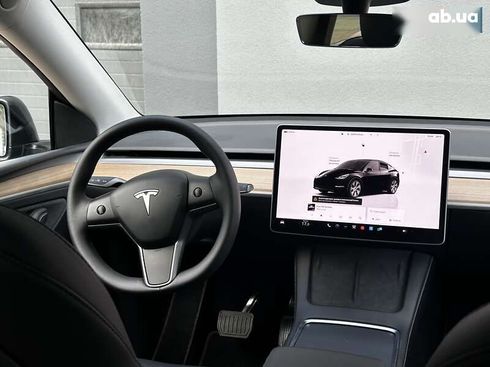 Tesla Model Y 2024 - фото 17