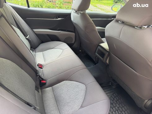 Toyota Camry 2020 белый - фото 21